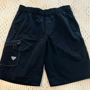Kids Columbia Shorts, size large, black